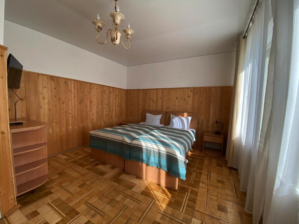 Olena Resort Брюховичи Экстерьер фото